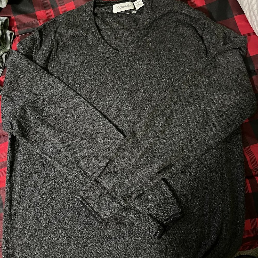 Calvine Klein Sweater